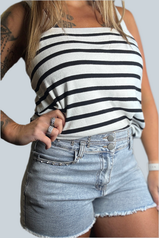 Rhinestone Stud Frayed Hem Shorts