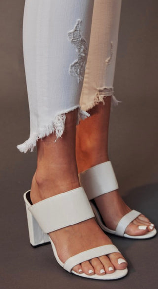 Karlie White Frayed Jean